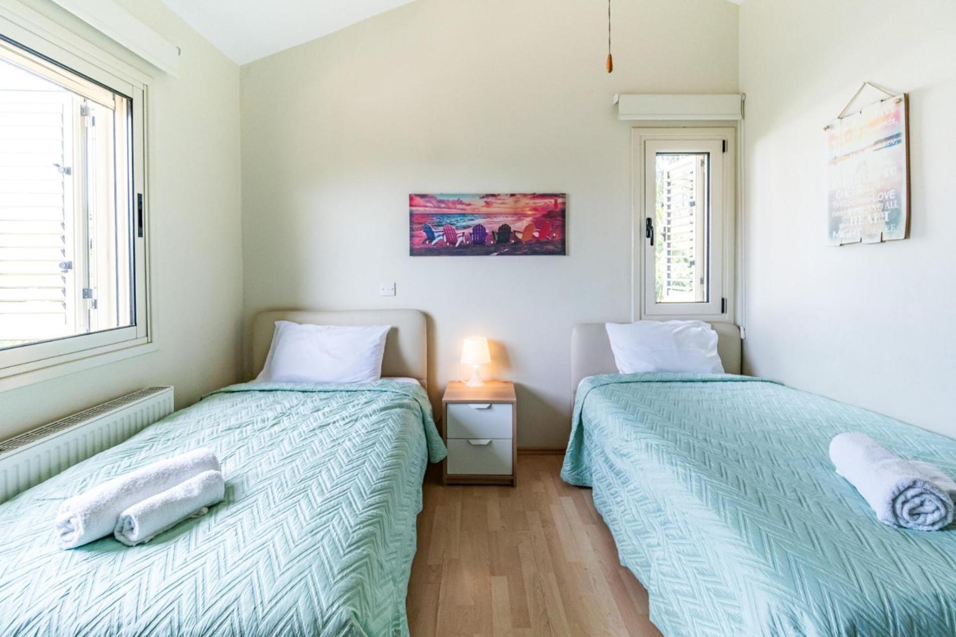Villa Venus By Ezoria Villas Перволия Экстерьер фото